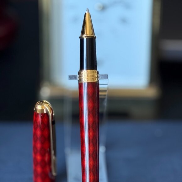 S.T. Dupont Vertigo II Olympio Limited Edition Rollerball Pen – #001/400 - Picture 5 of 8